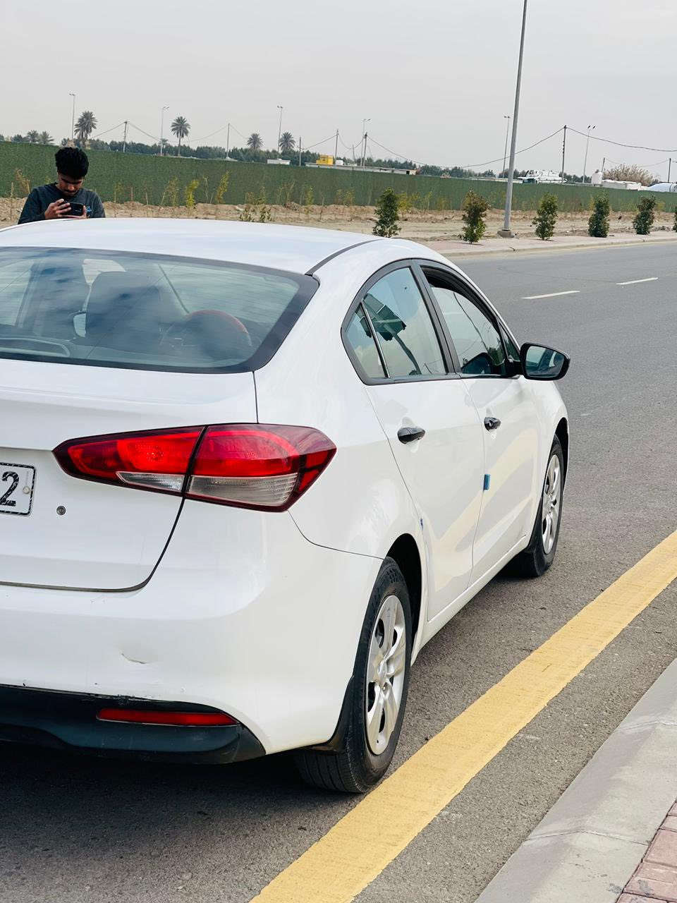 KIA CERATO 2018
1600cc
(137000k)
1-بيها ضربه بالدوسه اسفل باب السايق ورصعه بالجاملغ الامامي جهه السايق
اي شي بيها ثاني موجود بصوره السونار 
بعدها ما بيها اي شي 
———————————————
2تايرات تخم جديد مع تخم نص عمر 
فلنجات + دسكات  جديده قبل اقل الشهر مع زوج فلنجات نص عمر 
_____________________
3-باتري جديد + حداديه نص عمر + دبلات خلفيه جديده و كهربائيات السياره ما بيها اي نقص 
_____________________
4-السياره عميه بدون مواصفات
_____________________
مكان السياره بغداد 
(***********)
السعر( 138$ )
