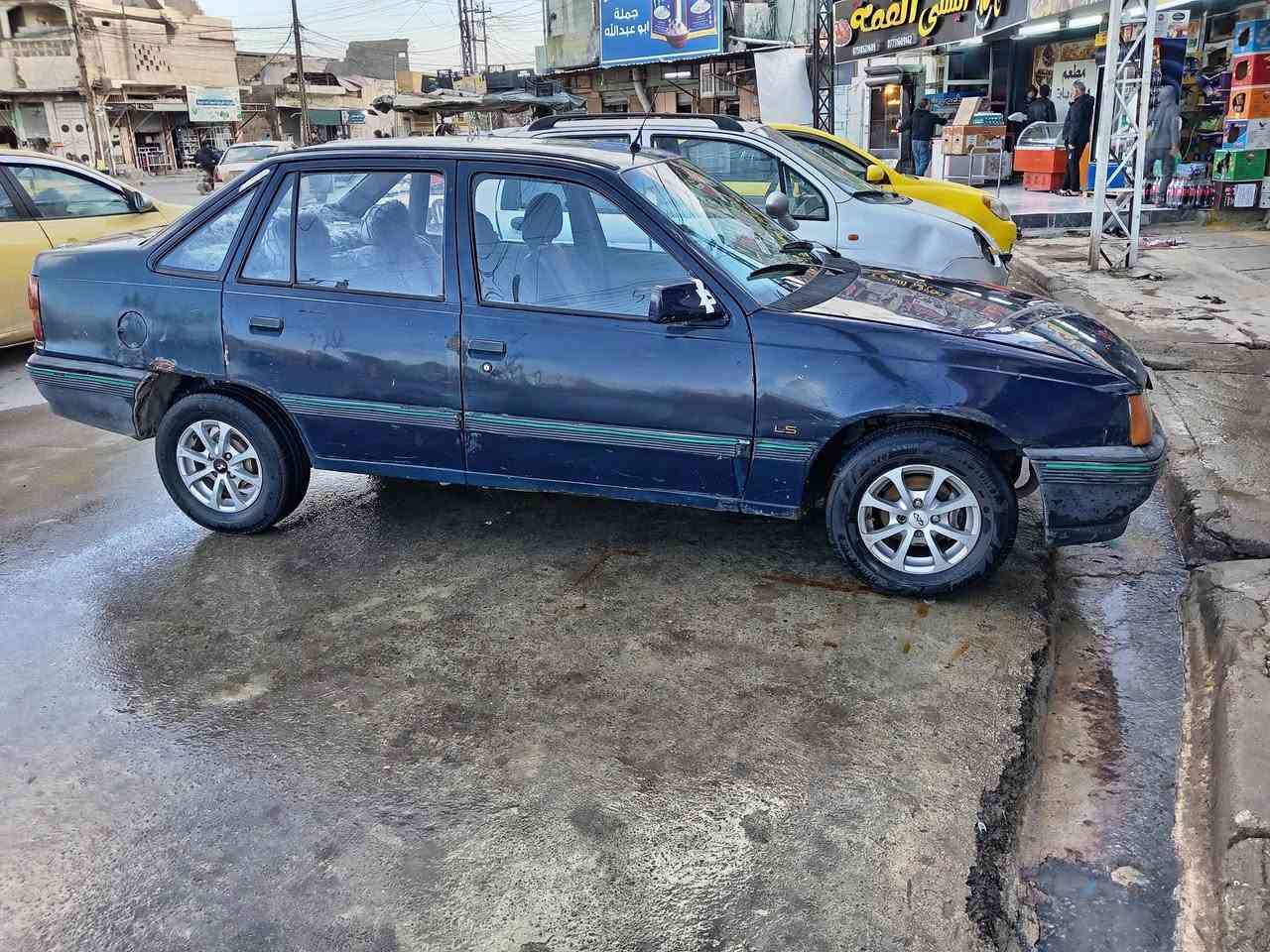 السلام عليكم ورحمة الله وبركاته
حياكم الله متابعينا الكرام سيارة
كاديت للبيع شرط النضافه سيارة جاهزه سعر 25 ورقه وبيها مجال اتصال عل رقم
***********
