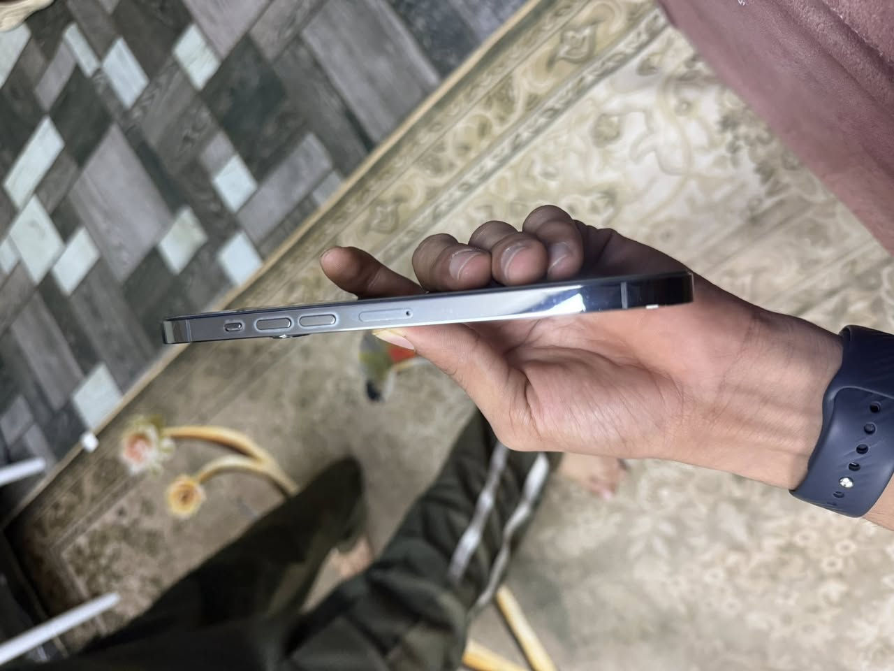 سلام عليكم أيفون 13 Por Max جهاز نضيف نضافته 99/100 مثل ما شوف بل صور ذاكره 512 بطاريه 79 مبدل شاشه اصليه سعر 580الف وبي مجال تواصل ***********
