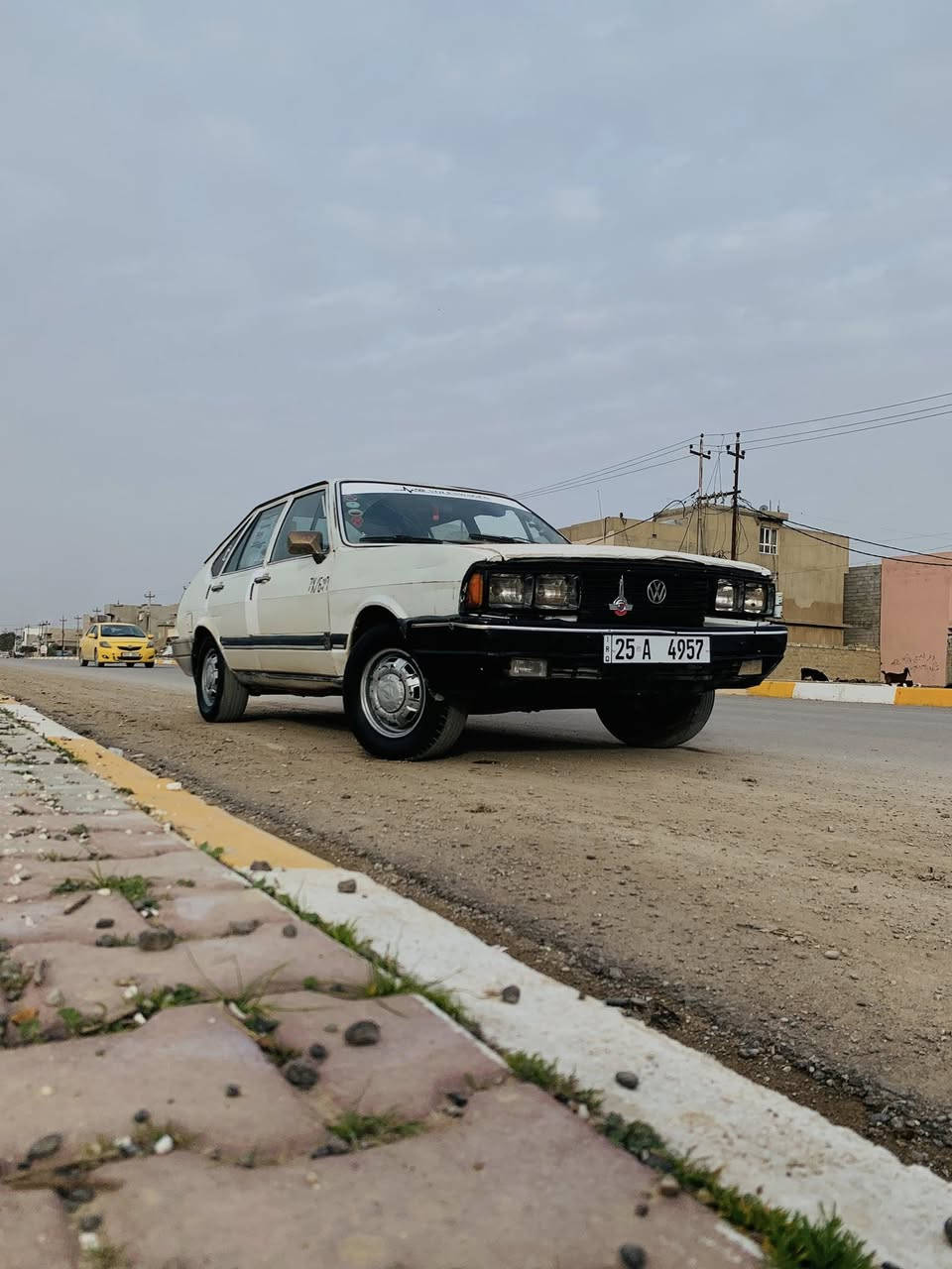 سلام عليكم برازيلي موديل ٨٦ كير محرك شرط كير محرك بلادي صدر نضيف تايرت نص عمر مسجل سماعت مضخم صوت بيه كامل كله شغل كهربائيات كله شغال لايت زنون سنويه ال٢٧مشروع وطني باسمي شرط تحويل ثاني يوم رقم جديد  السعر :25ورقه وبيه مجال شي بسيط المكان كركوك حي عسكري رقم الهاتف :***********
