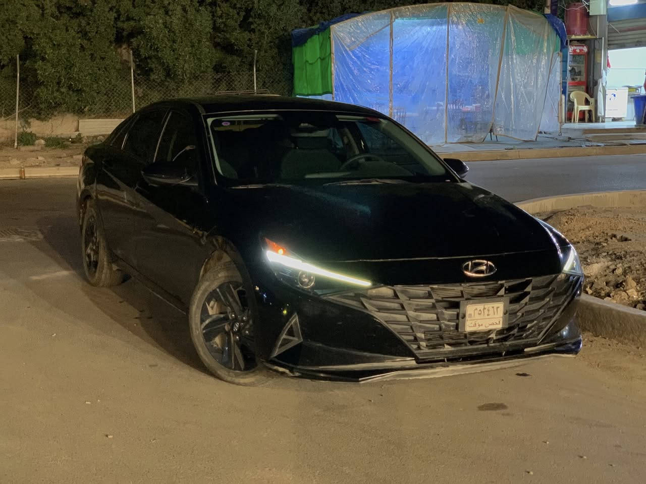 السلام عليكم
النترا لون اسود 
مواصفات sel معروفه
فول عدا فتحه وجلد
سياره بدون رقم دخول جديد تترقم كل المحافظات
منفيس موجود
حادثها قطعه وحده فقط وباب يعني حادثها يخبل بدون اي دواخل
باقي السياره مكفوله وحلوه بالحقيقه تجي وتشوف احولك كبل وتروح ترقم ماعليها شي ماناقصها شي
كلشي جديد بيها اي استفسار راسلني واتساب
سعرها 150 وبيها مجال بسيط
***********
