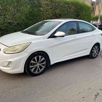 ٠٧٧١٤٧٧٦٥١٨  جديده  وحلوه اكسنت 2016 خليجي   فول مواصفات  محرك 1600 دو...