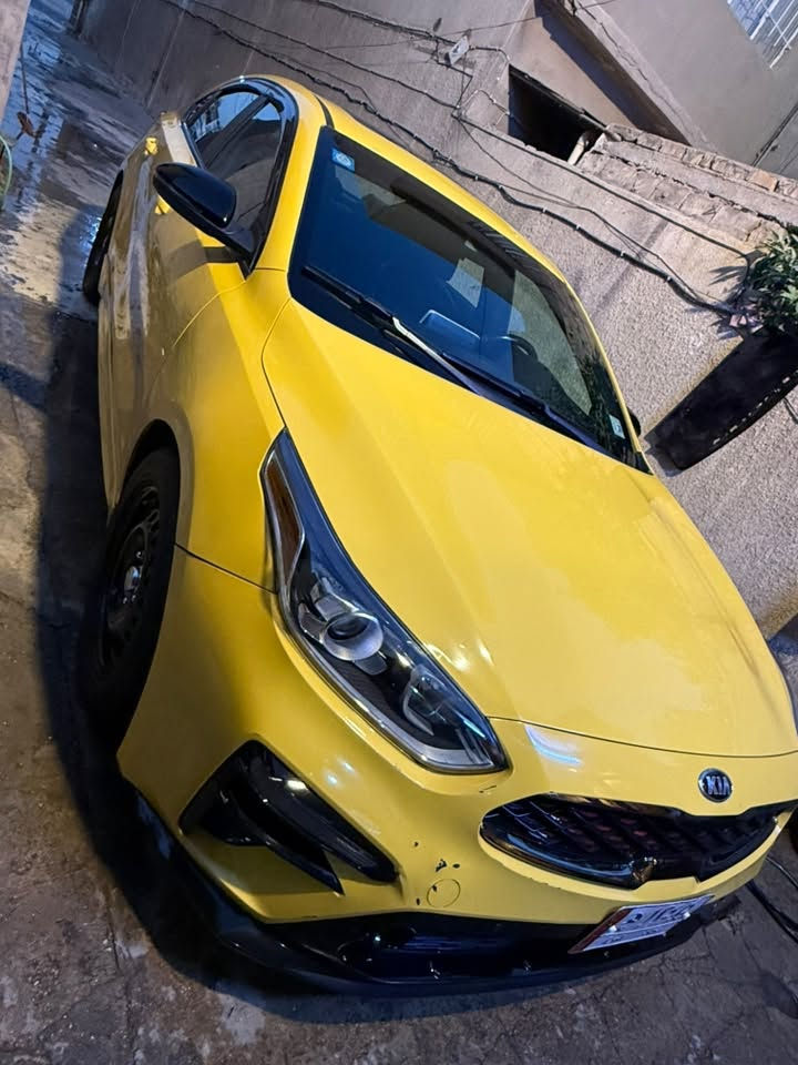 🚕🔥كيا فورتي 2021 GT line ا جره برتقالي مصفر 🔥
‼️ مرقم بغداد ‼️ باسمي تحويل ثاني يوم 
اليكم التفاصيل الآتية:
🚕أمريكي 
🚕ماشيه 91,626 ميل
🚕الموديل 2021
🚕سعة المحرك 2.0L دوش 
🚕مرتبط بناقل حركة أوتو8  نمر  / سي في تي 
مضاف راديتر براد خارجي 
🚕كشافات 
🚕بك لايت LED
🚕فتحه سقف /سلايت 
🚕حجم الاطار 16  
🚕ويل اسود ‼️
🚕 4 دسك
مفتاح التشغيل بصمة
🚕بصمة دخول الابواب ‼️
🚕شاشة  عطلات 
شاشة Apple Car play‼️
🚕كاميرا دوارة
🚕الانارة الداخلية LED
🚕 نظام ترحيب اناره أبواب 
🚕المقاعد لون أسود 🔥
🚕حركة المقاعد الأمامية كهرباء 
🚕مثبت السرعة Cruise
🚕المودات والأوامر الصوتية
أوضاع القيادة  Drive Mode Sport 
🚕حساسات اطارات 
🚕ا ABS
🚕نظام مانع الانزلاق
🚕نظام نزول المنحدرات
🚕النقطة العمياء 
🚕اشارة في المرايا الجانبية
مخرج منفذ الطاقة🔋
Bluetooth / USB
السعر  13200 💵 
الحادث 🚕
تبديل جاملق الأيمن فقط 
السياره بدون ارباك 
صوره الحادث مرفوقه بمنشور
الاتصال برقم ***********
