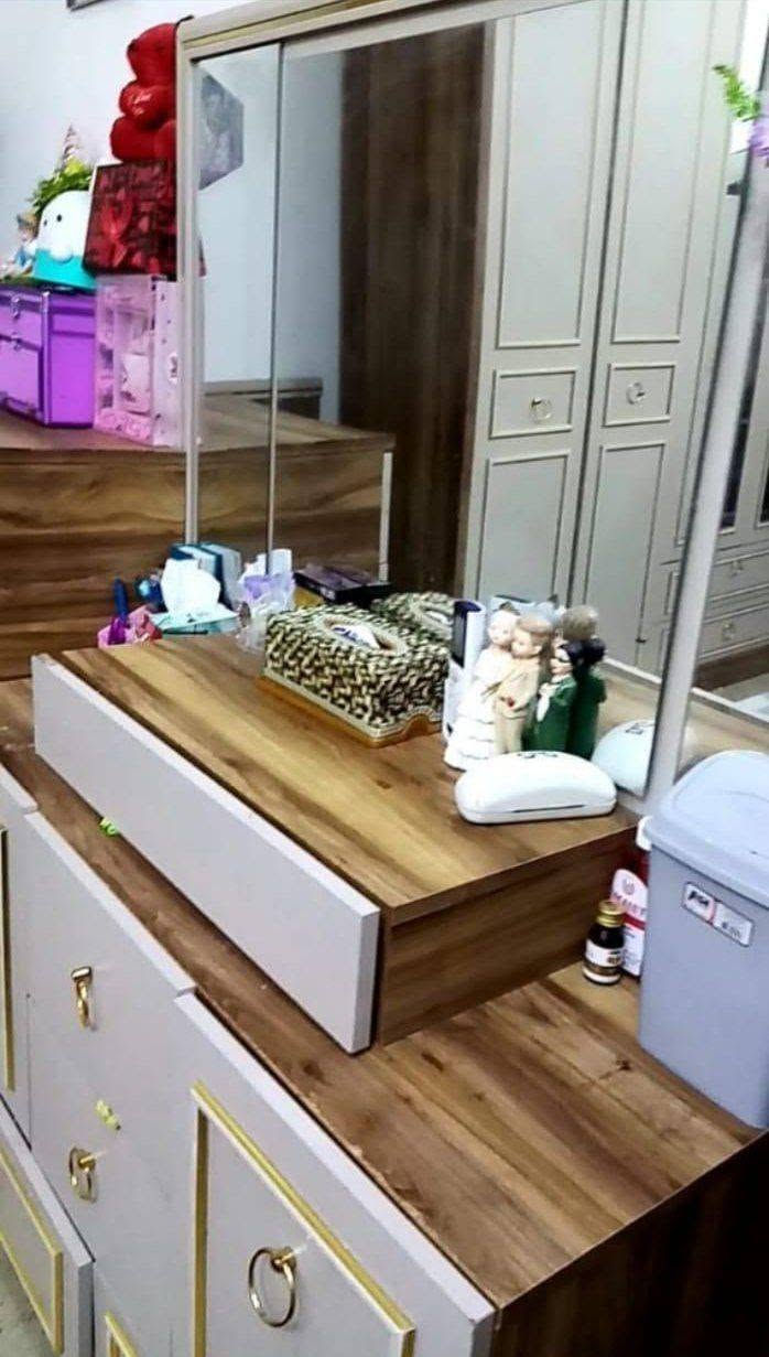 أغراض مستعملة للبيع ماعدا التخم جديد نظيفات أمانة ومابيهم اي ضرر واسعارهم مناسبة راسلوني خاص وتدللون


**إذا كنت صاحب هذا الإعلان وتريد حذفه لأي سبب، رجاءا أرسل رسالة إلى الدعم الفني**