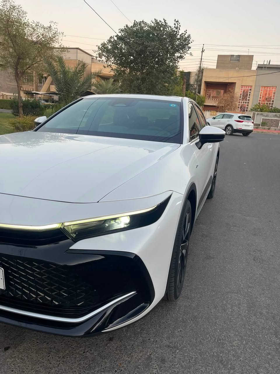 السلام عليكم

كراون 2024 خليجي هايبرد عبد اللطيف للبيع 

بدون حادث او صبغ او بارد او شخط بوضع الزيرو ماشيه 9000 مواصفاتها معروفه سلايد قطعتين تبريد كشنات تدفئه تبريد داخل اسود كشنين كهرباء تحديد مسار رادار امامي ويل 20 لايت عدسه محرك2500 رقم بغداد 

السعر 30,500 يعني ثلاث دفاتر وخمس اوراق 305 وبيها مجال 

الاتصال ……*********** 

مكان السياره   بغداد / السيديه
