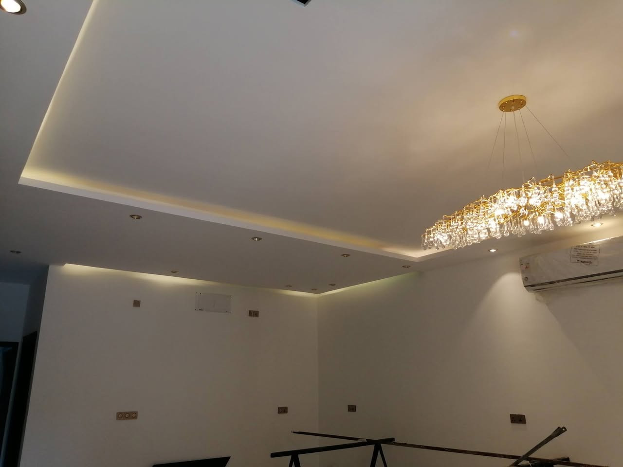 اهلا وسهلا ❤اجعل بيتك باجمل ديكور🤯
واقل تكلفه وضمان حقيقي❤غير من واجه بيتك ✨ 

⭐ المغربي جبس بورد

⭐️ واجهات فلين الخارجي

⭐️سحبات نقوش ملكية 

⭐️بديل خشب و رخام وجام ومكتبه

للحجز والاستفسار مراسلة او الاتصال الرقم ***********
