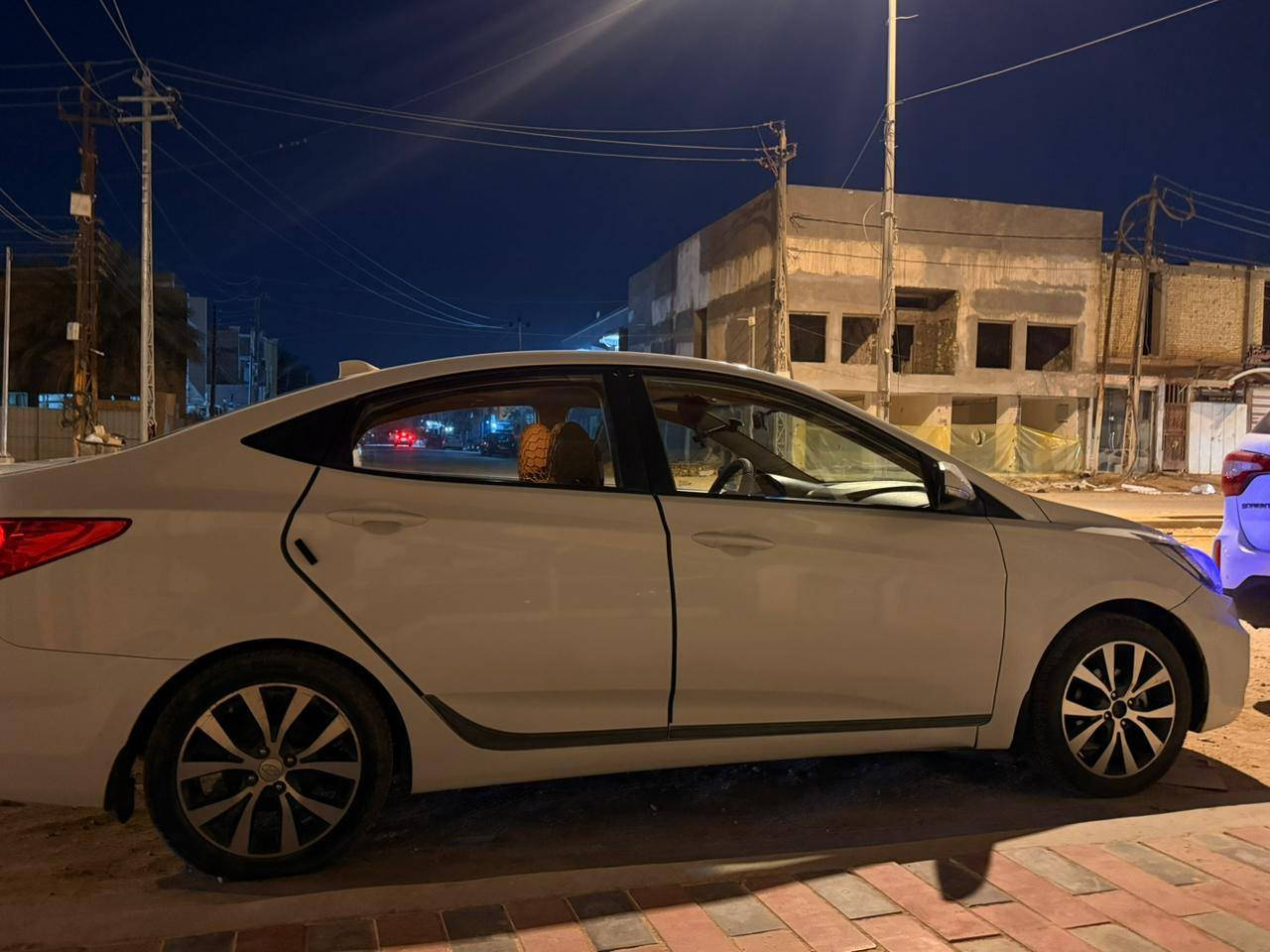 اكسنت موديل ٢٠١٥ كفاله عامه فول موصفات تخم تاير جديد سبير ما نازل سياره ما متعوبه مكفوله حته من الشخط السعر 120بيه مجال بصيط ***********
