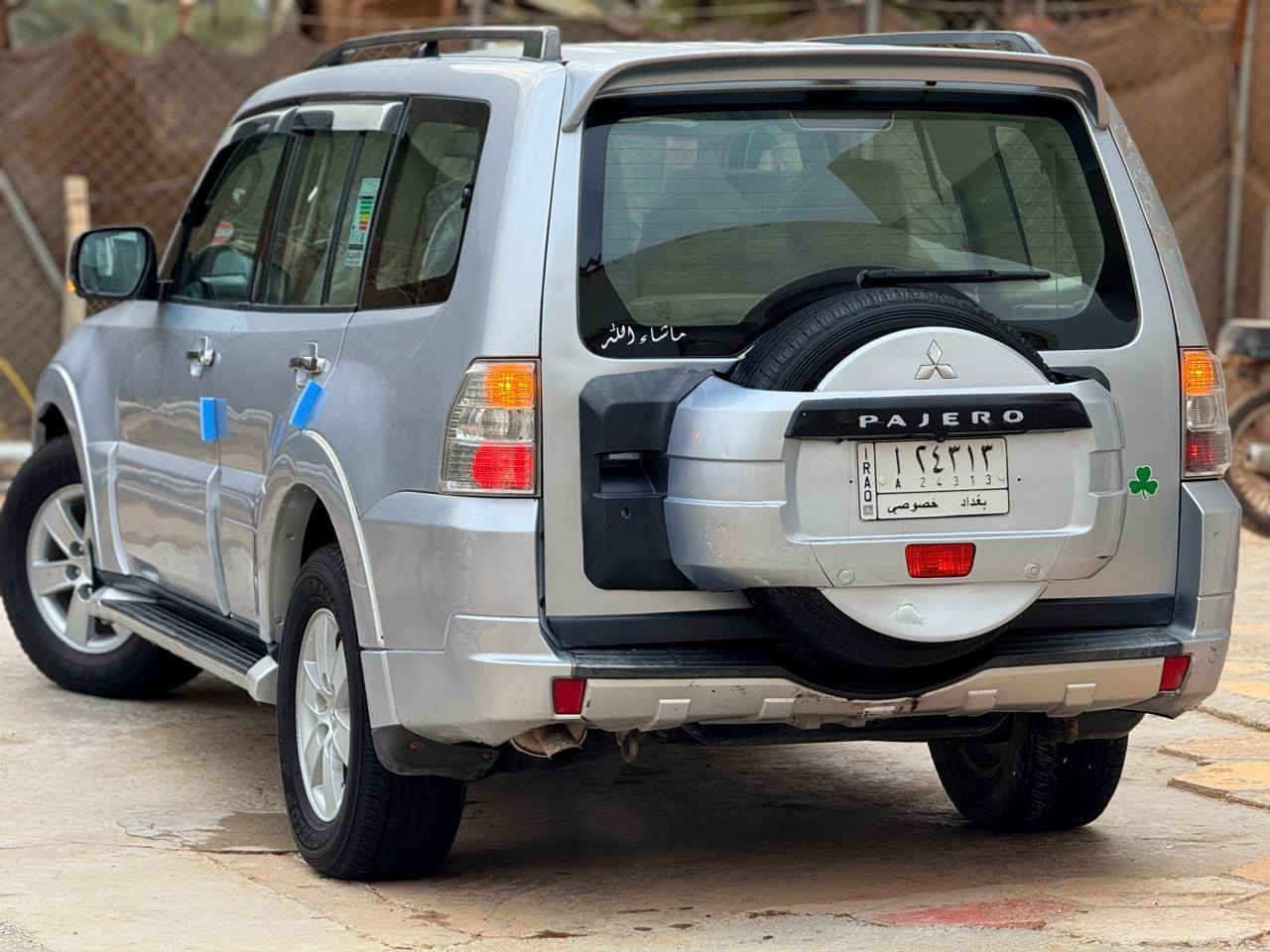 السلام عليكم للبيع باجيرو 2008 خليجي فول 1/1 عده الدمام مكينه وكير 6 سلندر بلادي جدد حداديه جديده تبريد ٣ قطع غرفه جديده ٧ راكب منظومه زنون جديده رقم بغداد مشروع وطني السياره مكفوله من الضربه والتبديل بيها مكانات كلير اثر جراد فقط السياره بلاديه ونضيفه جدا السعر 89 بيها مجال بيع مستعجل عنوان بابل ***********
