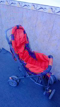 عربانة طفل • شغّالة • على فحص