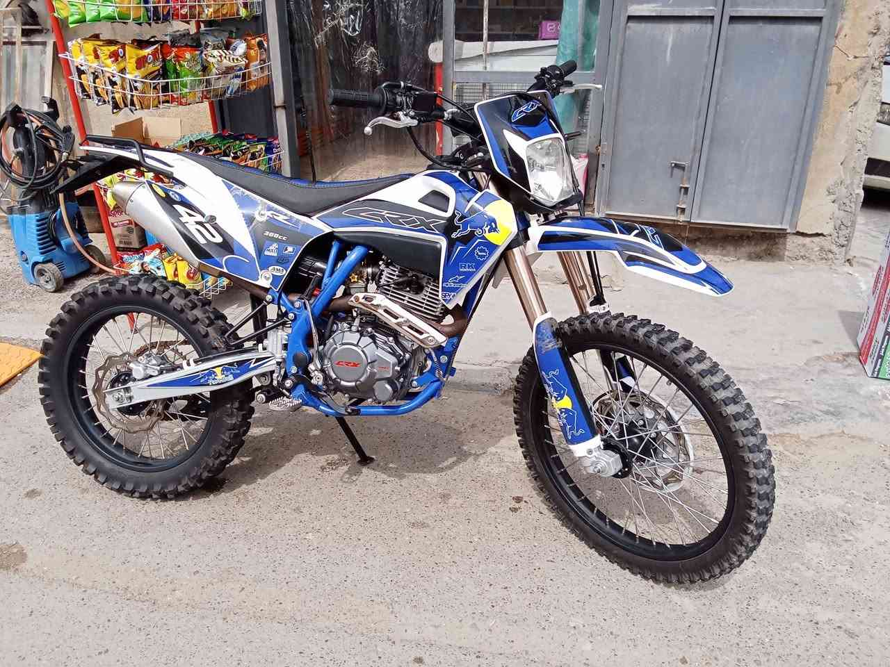 السلام عليكم قفاز للبيع موديل 2025
نوع CRX حجم المحرك 300 دراجة جديده مكاني بغداد مدينه الصدر السعر 1450 شراي يتصل ***********
