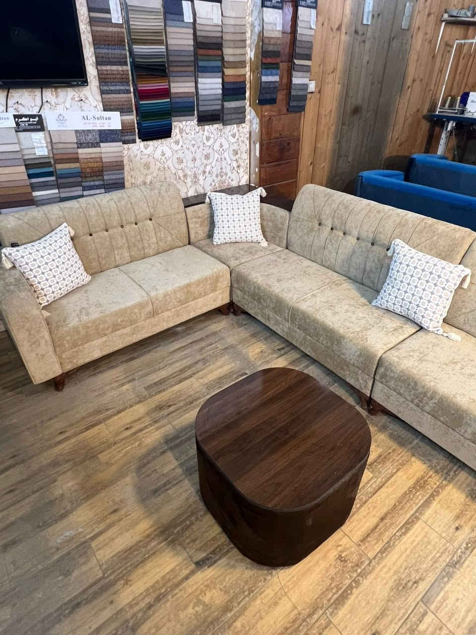 ديوان جديد للبيع شغل درجه اولى الحريه البستان مقابيل مدرسه سكينه ***********واتساب اومرسله الصفحه
