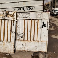 باب استقبال قياس 1.25 × 2.20  طلاقه وربع   و مطبخ قياس 1.10 × 2.20   ب...