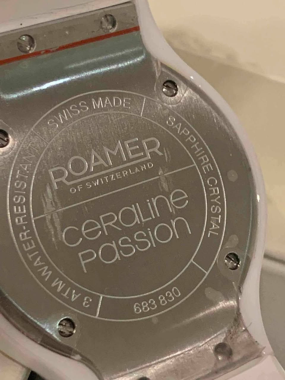 السلام عليكم........
ساعة ROAMER سويسري أصلي بطارية
بدن سيراميك 
القطر ٤٠
مقاوم للماء ٣٠م
سير ربر مطاط معلم 
جديد غير مستعمل مع العلبة الاصلية وبطاقة الضمان
السعر ٧٥ الف 
يوجد توصيل ***********
