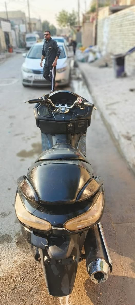 سلام عليكم دراجة فورزه صفر ٨ 
محرك لا تنقيص لا تبخير 
كهربايات كله شغال
الدراجه بيها ملاحظات بصيطه
مكاني بغداد 
هاتف ‭٠٧٧٠ ٦٢٥ ٠٣٧٧‬
السعر ٥٠٠ و بيها مجال @
