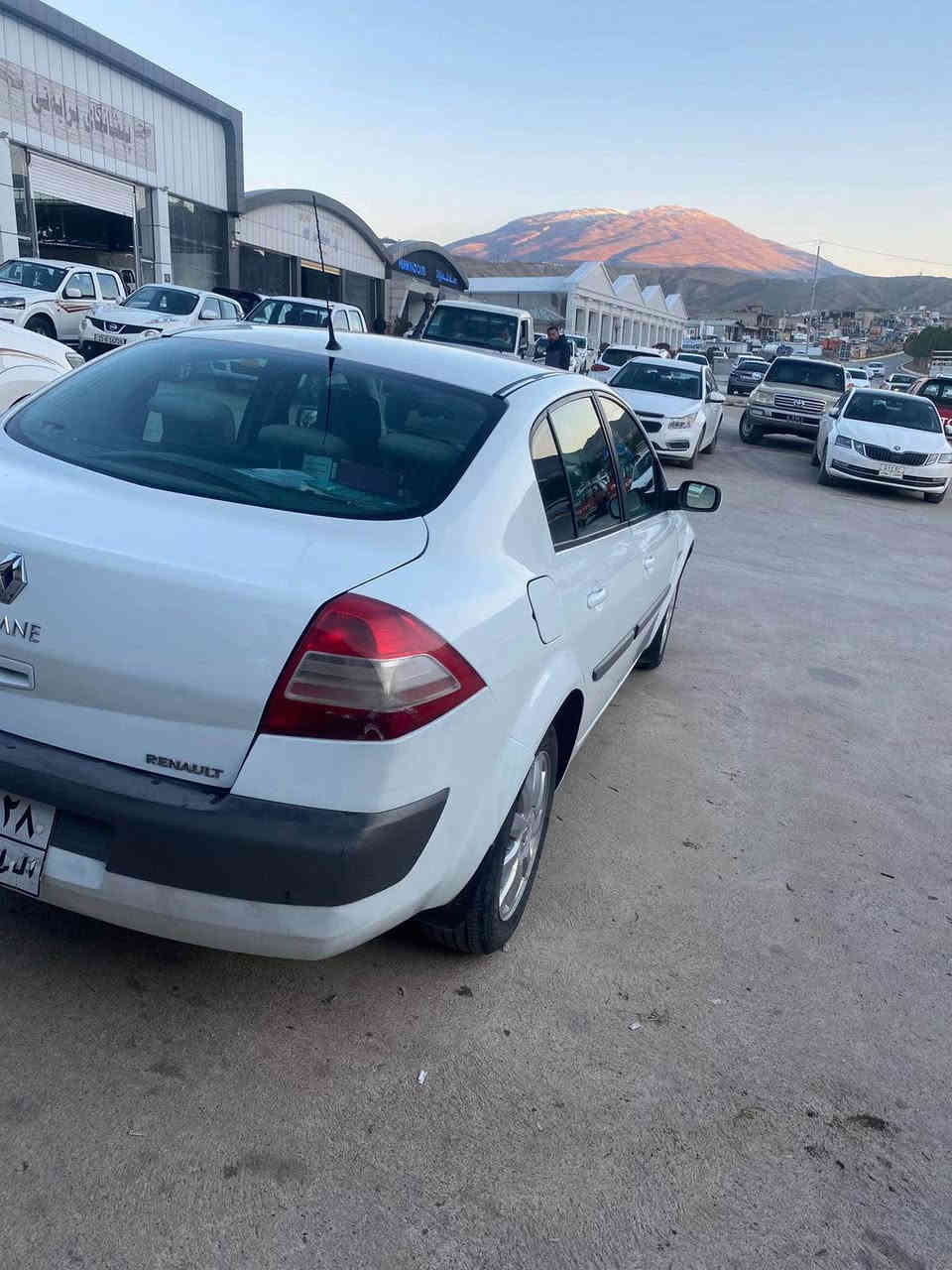 رینۆ مێگا ٢٠١٣ فول فول بیلاد سێ پەردە سبوغ بەشەرت هەموو گیانی بەشەرت گێر و مەكینە بەشەرت  تەبرید سارد و گەرم بەشەرت ویل  كەپ فۆلیۆم ئەی بێ ئێس ئاوێنە كارەبای سترات خاس 
شوێن سۆران
واتس ئاپ .ڤایبەر *********** 
*********** سوران, أربيل
