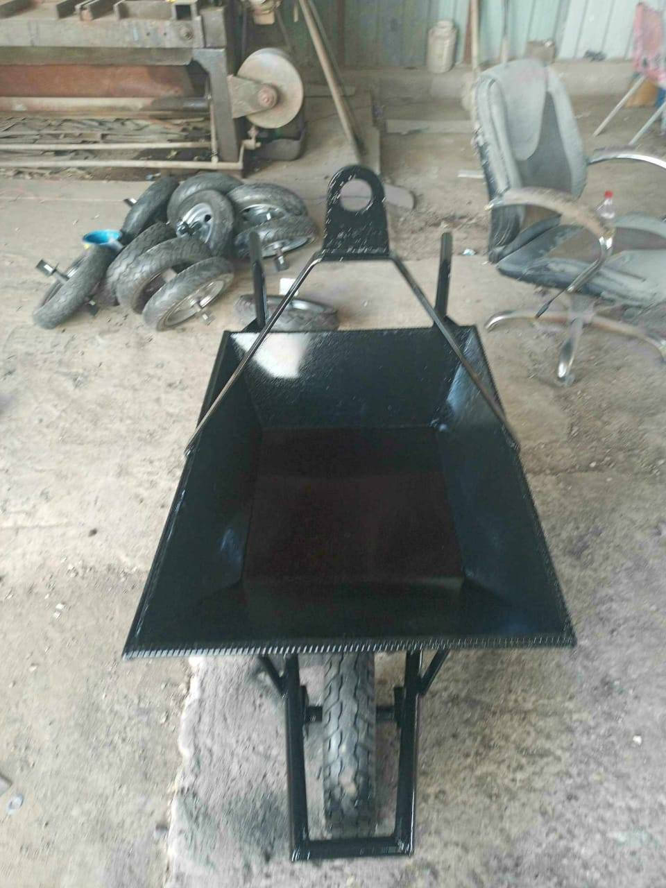 سلام عليكم يوجد للبيع عربانه عماله ثقيله شغل مضبوط بسعر الجمله الاستفسار أكثر عله الرقم ***********
