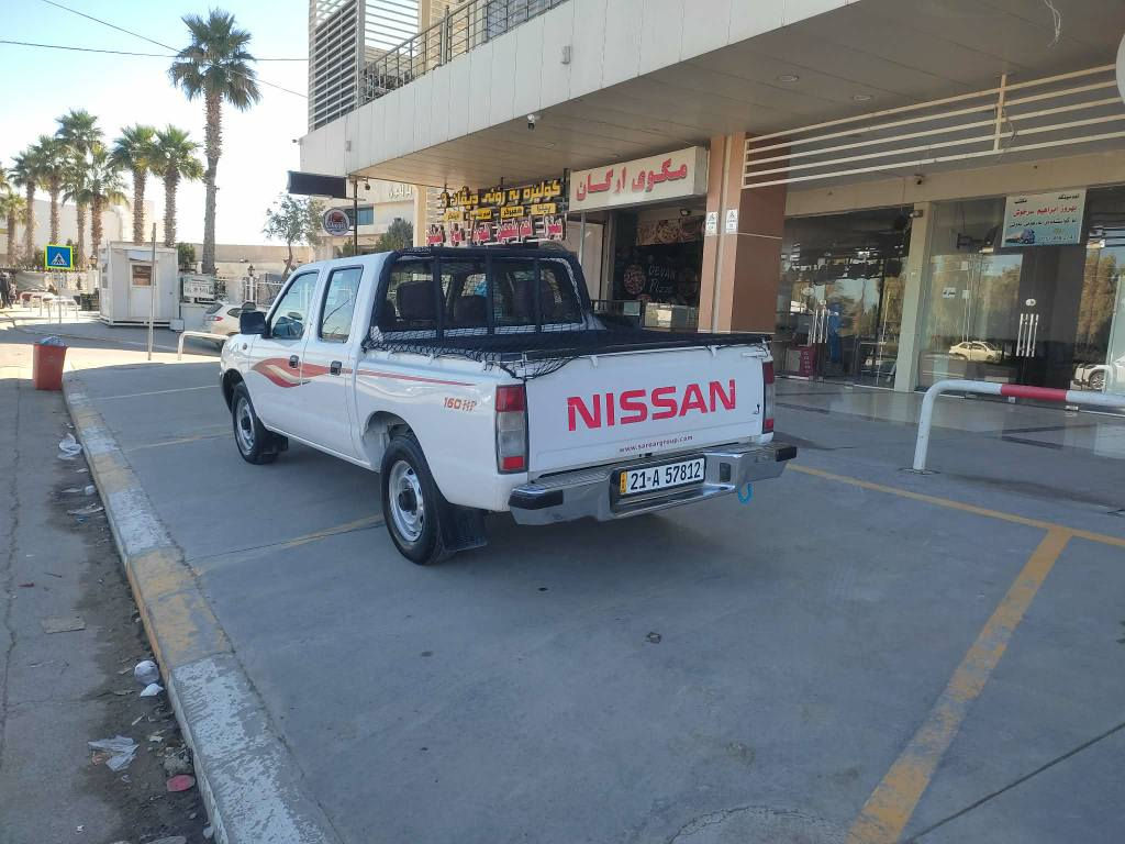 پیکاب نیسان 2011دوو پارچەی هەیە تایەی تازەیە سەنەوی تازەبەسەرچوە ماڵی دۆستە نمونە لەجوانی تەقەوڕەقەبەشەرت گێڕو مەکینە بەشەرت شوێن هەولێر 
*********** أربيل, العراق
