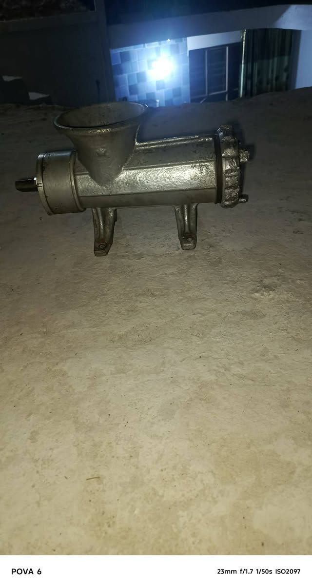 مثرامه حجم ٣٢ كامله كلش نضيفه والبوربن مالته جديد ادامه كامله بس شد او شغل السعر ١٢٥


**إذا كنت صاحب هذا الإعلان وتريد حذفه لأي سبب، رجاءا أرسل رسالة إلى الدعم الفني**
