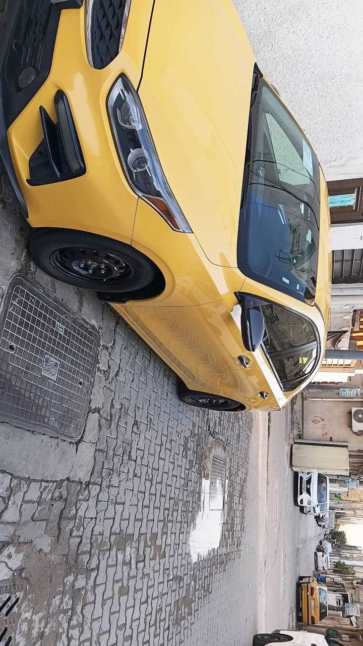 السلام عليكم سيارة فورتي للبيع موديل ٢٠١٩ سيارة خير من الله باسمي تحويل ثاني يوم سيارة تخم تاير صار اسبوع من شادة سارة كير اي تي محرك ٢٠٠٠ دوش سيارة بس الوجه مفتوح مبدل رواجز مكان بغداد الحرية السعر ١٣٠ وبيها مجال الاستفسار ***********
