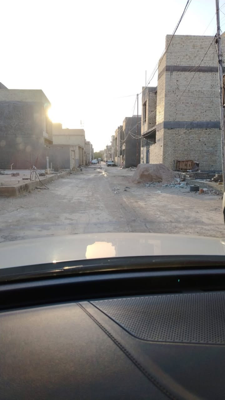 السلام عليكم قطعه ارض زراعي 100متر خلف كليه السلام كامله خدمات الواجها 5نزال20 كامله خدمات سند 25 (قرار محكمه+تعهد+تحويل مباشر من صاحب العقار +مكاتبه+سند25) السعر 30مليون 
لاستفسار ***********📞
