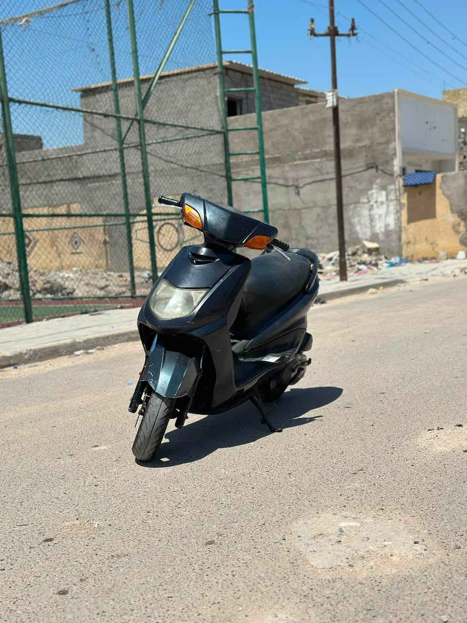 سكنس 110 ياباني خطين استان حساس دراجه ابلاديه مختمه محرك ناعم شلعه معدل كهربائيات كلها شغاله لايت اشابر اسطب بريك كله شغال تايرات جدد سلف وكابريتر ابلاديات واير مزلوغ بل دراجه ماكو كله ابلادي 
اوراقها كامله الدراجه خير من الله نگره سلف وهندر سعر450 قفل مكاني بغداد العبيدي شهداء الثالثه ***********

