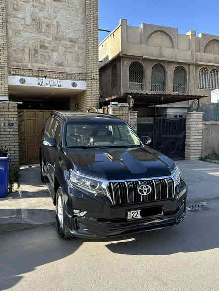 السلام عليكم من رخصة الادمن المحترم للبيع برادو 2023 TXL ماشيه 31 الف كيلو رقم اربيل بأسمي السياره مكفوله كفاله عامه عده تكحيل بسيط بالدعاميه سعرها 46500 الف دولار يعني اربع شدات وخمسه وستين ورقه وبيها مجال للطيبين مكاني بغداد المنصور  *********** 
***********
