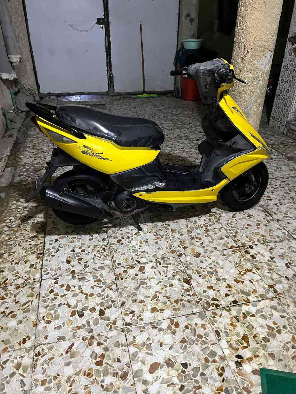 سلام عليكم دراجة ماكس مضلع دراجة مال ربة صارلة 3 اشهر نازلة ربة بوشة الدراجة ماداخلة تصليح ابد بوشة بلادي كفرات بلادي62 كفالة عامة محرك وكفرات 
للتنبيه موجود فديوة لصوت المحرك
مكاني بغداد الشعب 

اللاستفسار ***********
السعر750وبيها مجال
