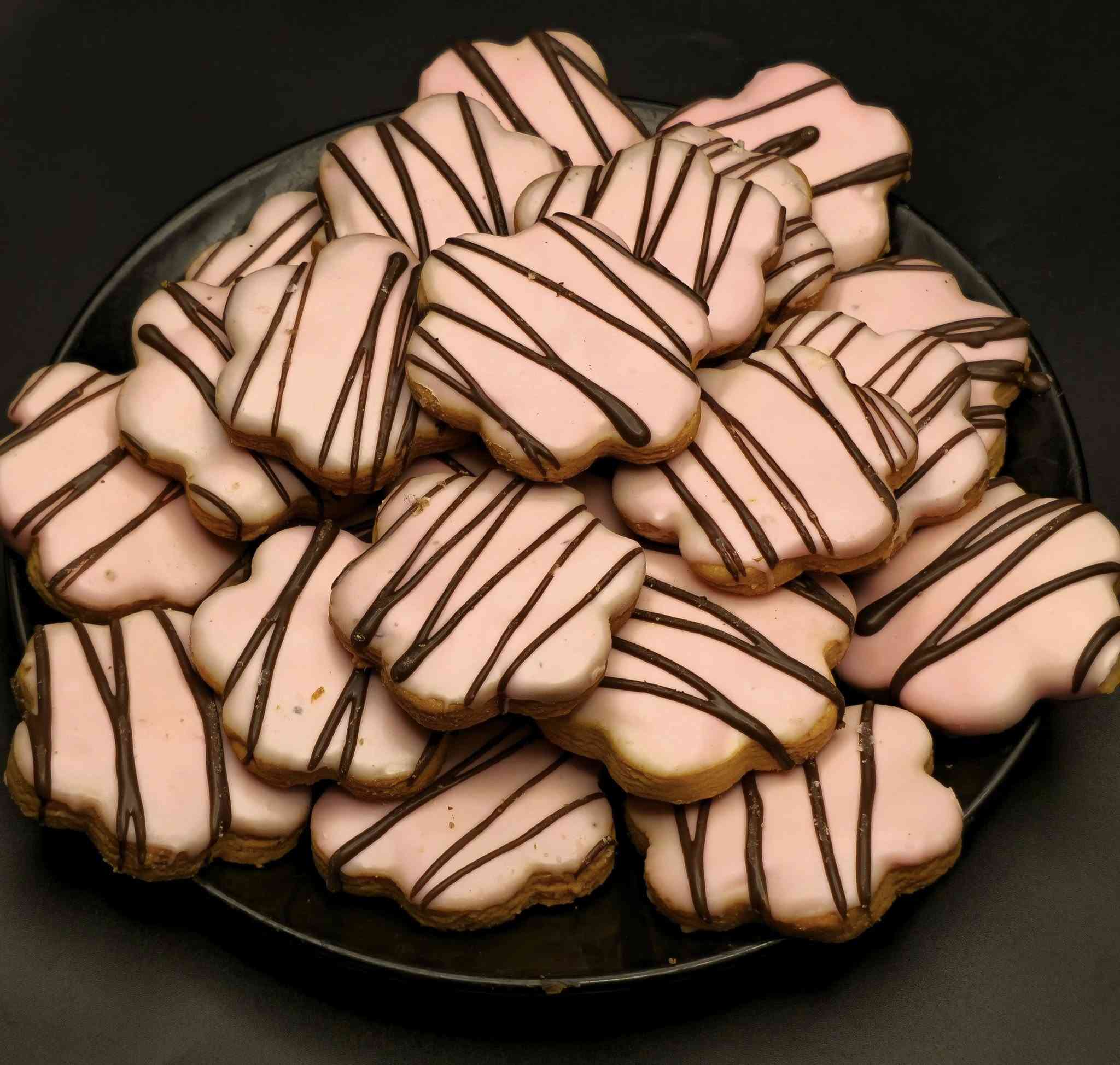 ✨ تحية طيبة لزبائن حلويات ومعجنات معوش ✨

نوفر لكم السابلي  🍪
بأشكال متنوعة ومميزة تناسب جميع الأذواق 😍

🌸 مناسب للجامعة
🌸 خفيف ولذيذ لكل وقت
🌸 مثالي كضيافة أنيقة

💖 نحرص على الجودة والطعم الذي يرضيكم دائماً
العنوان : حلويات ومعجنات معوش - شارع الحضره مقابيل

انسب الاسعار

الهاتف //

***********_***********

يتوفر واتساب

يتوفر توصيل 

الفرع الثاني قضاء حديثة الشارع الثاني مجاور عمارة دكتورة

عربية
