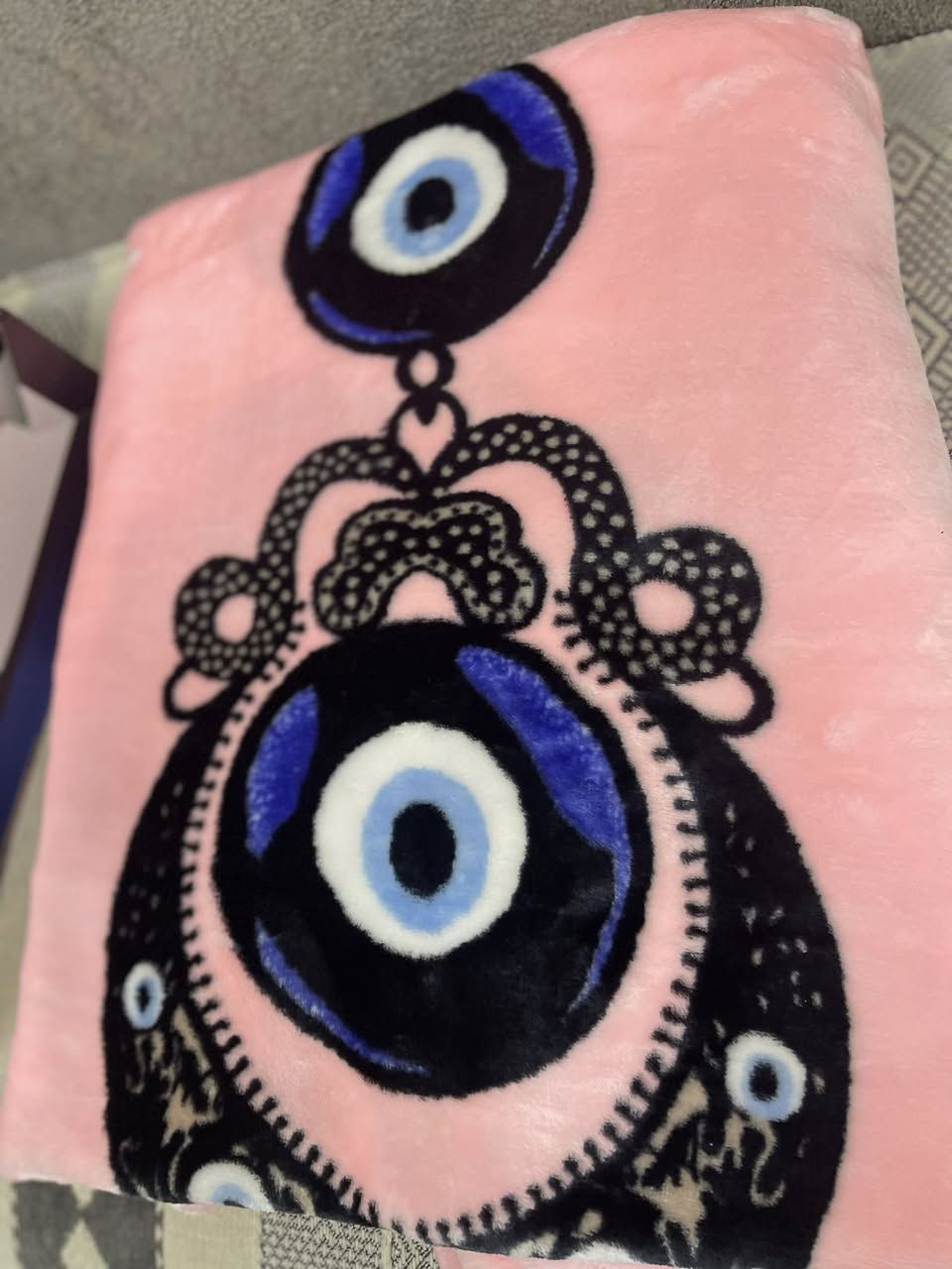 للبيع بطانيه طفل حجم كبير حفر جديده 
تنفع هديه هم


**إذا كنت صاحب هذا الإعلان وتريد حذفه لأي سبب، رجاءا أرسل رسالة إلى الدعم الفني**