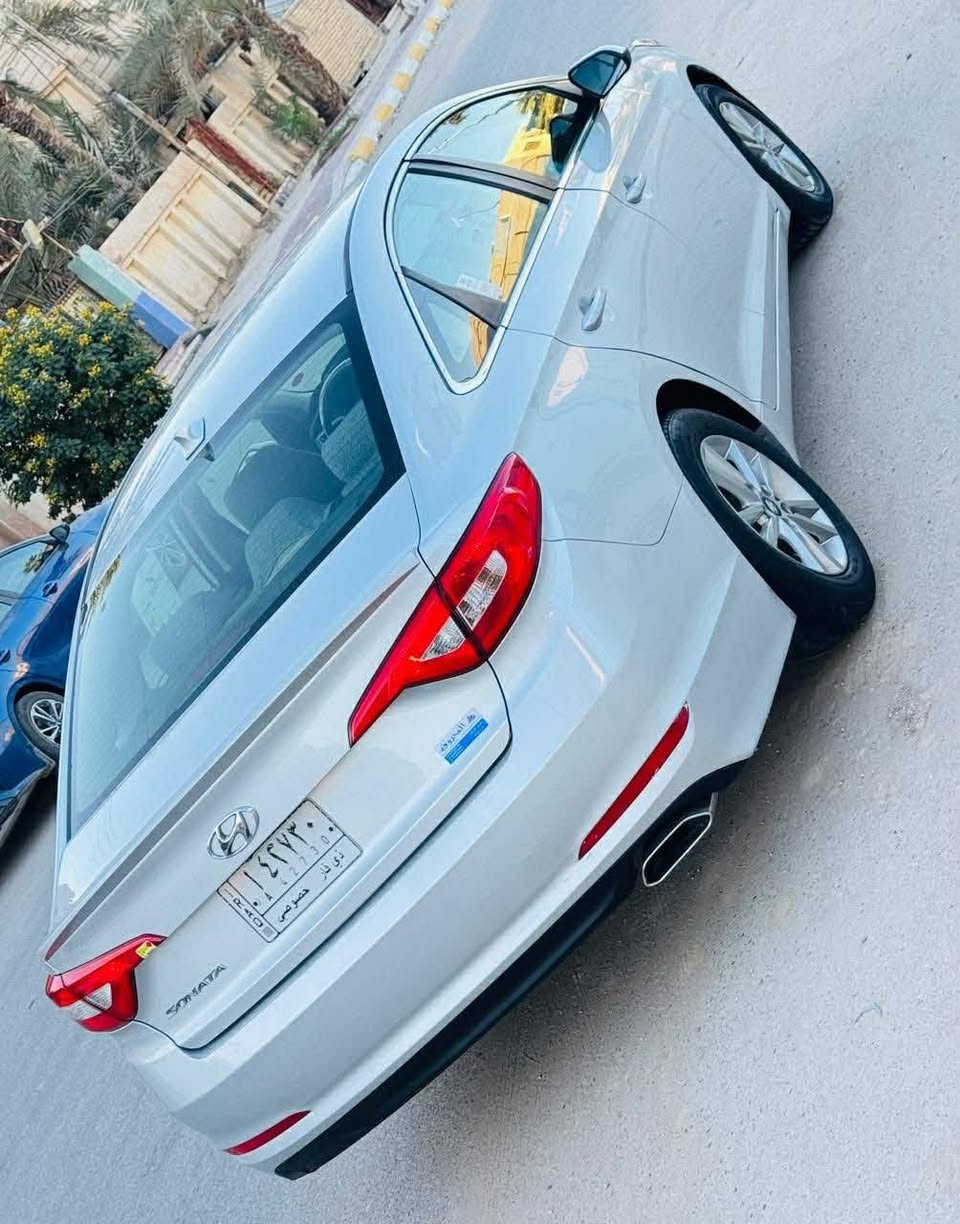 سوناتا 2016 امريكي ضربتها بس بنيد مصبوغ ماشية 72 حقيقي تبريد تدفئة مكفولة من التبخير والتنقيص زوج تواير جدد
السعر 118
***********
