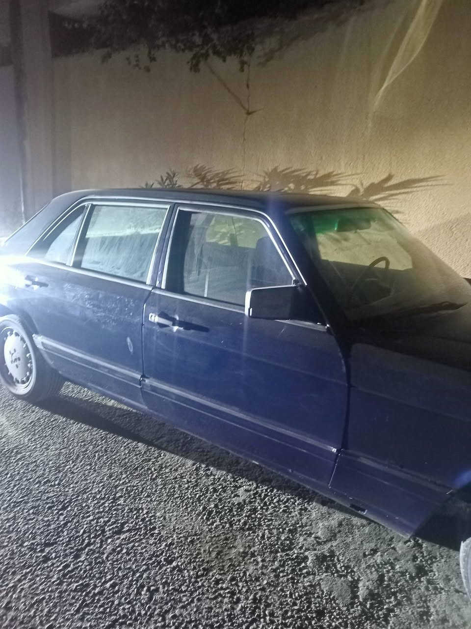 السلام عليكم سياره مرسيدس كفاله عامه حداده تبريد كهربائيات كلها شغاله ماكينه ثمانيه سلندر التواصل واتساب *********** مكان البصره شارع الحلاف السعر 38 وبيها مجال
