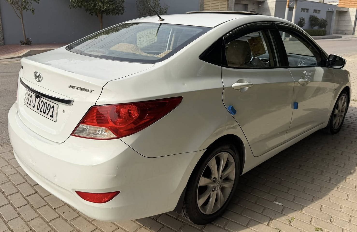 اكسن 2013 خليجي مكفوله من صبغ والتبديل سياره حلوه كير مكينه تبريد صدر كله جديد جاهزه من كلشي محرك 1600 فتحه شاشه فوول موصفات 
عنوان سياره بغداد شارع الكريعات .. 
السعر ..90.. قفل من الاخير ..
***********
