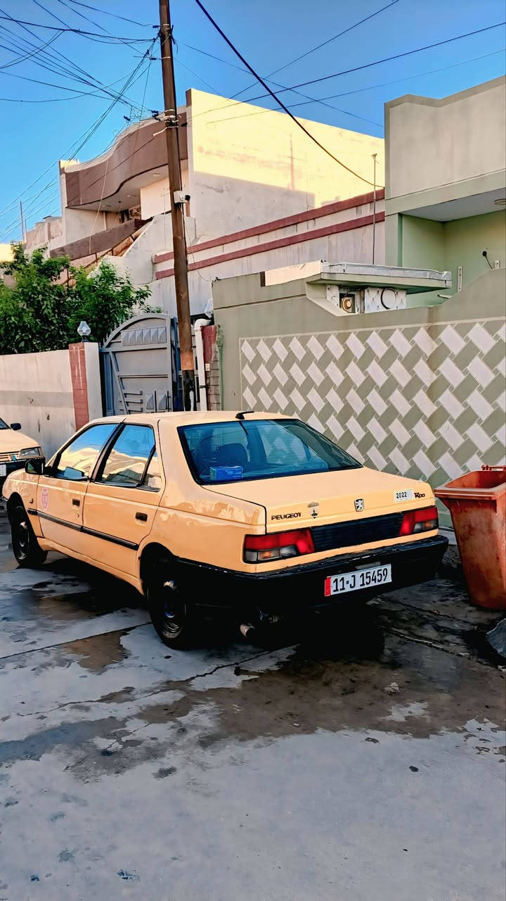 سلام عليكم سيارة بيجو روى للبيع كير محرك شرط أربع تايرات جديد كهربائية كلها شغال بطاقة بانزين بي مشروع وطني موديل 2009 شرط تحويل أو وكال سعر 20 بي مجال ***********
