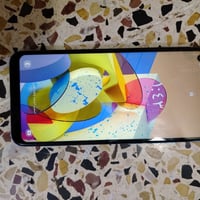 جهاز a11 للبيع السعر 50 وبي مجال قليل 07848844358