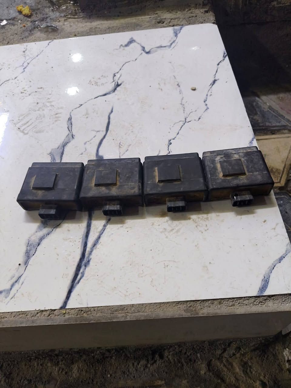 سلام عليكم
عقل عدد 4 شرط الفحص 8 خطوط مال تفصيخ 
شراي يدخل خاص سعر الواحد 22الف تجي شغله يلا تاخذ رقمي ***********
