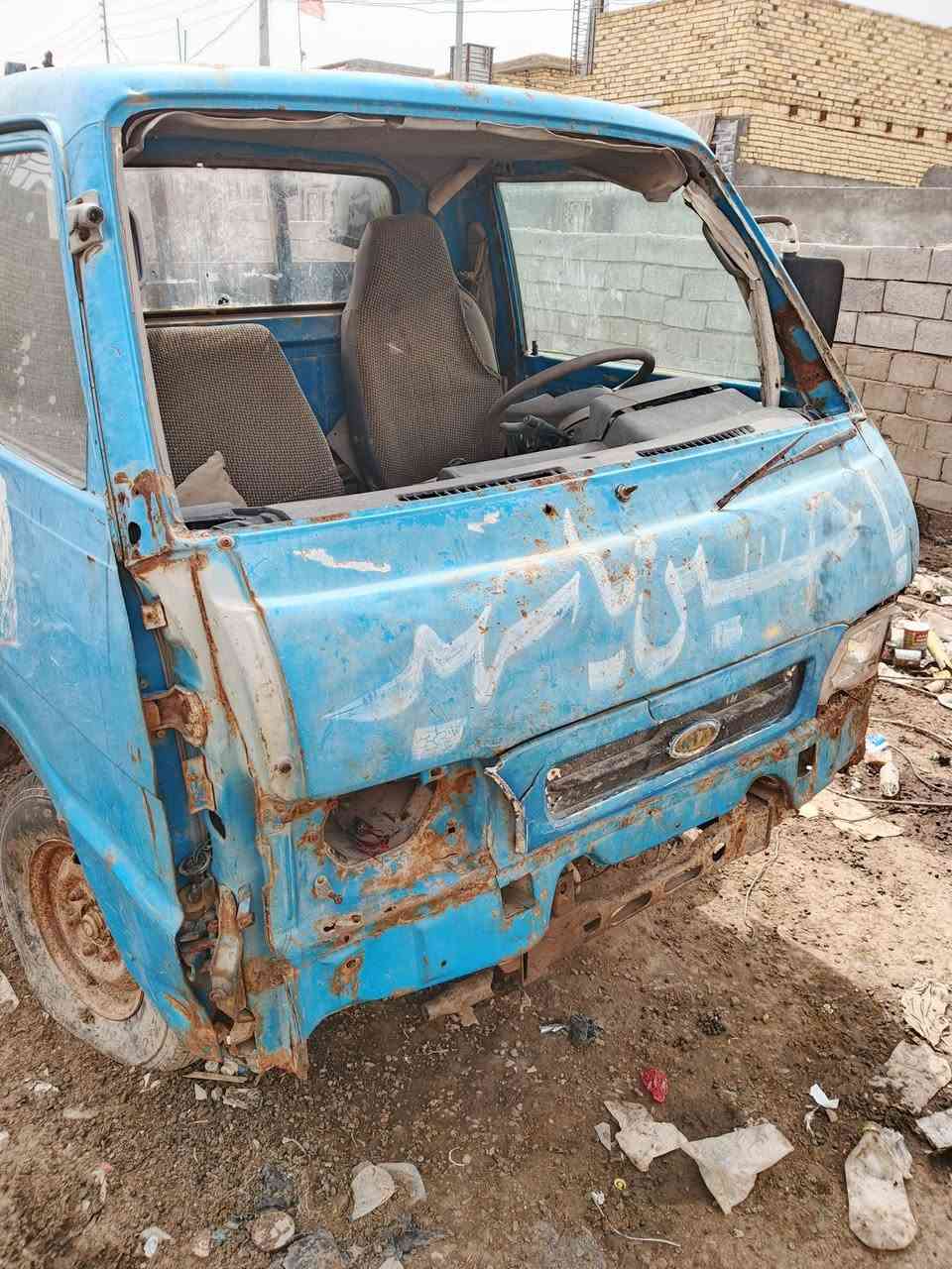 سلام عليكم ورحمه الله 
كيه حمل موديل 95 رقمه بغداد سويه ضايعه رقم شاصي ماكو يعني بين قوسين ابيعلك كوم حديد سعر 30 وبيه مجال الطيبين العلوان سماوه قضاء رميثه الاستفسار نتصل بل رقم ***********
