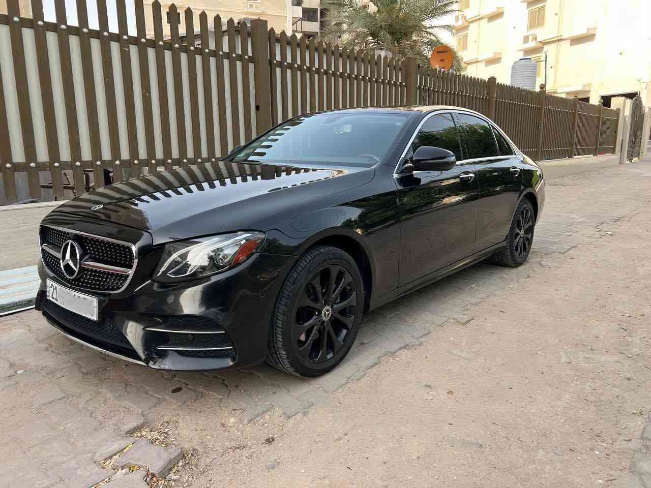 🚗 Mercedes-Benz E300

📅 الموديل: 2018

🛣️ الممشى: 80,000 كم

🎨 اللون: أسود

⚙️ المحرك: 2.0 Turbo

⛽ الوقود: بنزين

📍 المحافظة: كربلاء
🔗 الضرر:جاملغ الايسر فقط بدون AIRBAG

💰 السعر: (اكتب رقم 1 )

📞 للتواصل: (***********

━━━━━━━━━━━━━━━

✨ سيارة نظيفة جدًا، جاهزة للاستخدام، والمحرك والجير والشاصي بحالة ممتازة.

📩 للمزيد من الصور أو الاستفسار، راسل الصفحة.

DRIVO | Drive Your Dream 🖤🚘 #Your #dream
