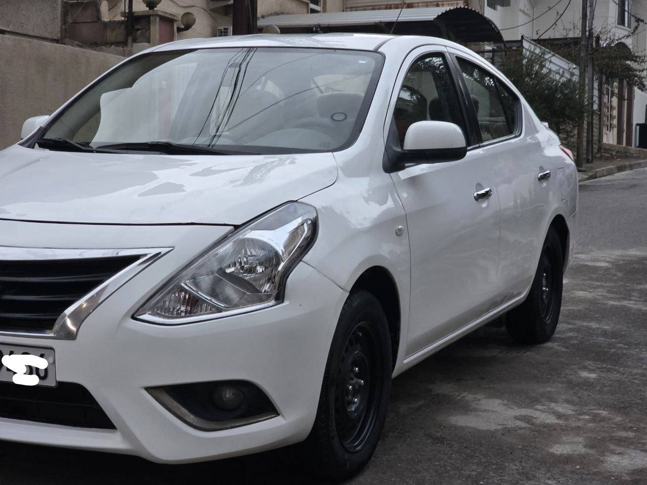 السلام عليكم
السلام عليكم نيسان صني هندي 2022
بسمي رقم اربيل رقم وسنوية جديدة
بيها اربع مكانات بارد صغار فقط بدون صبغ شرط بدون شواصي
تدفئة تبريد فول 
شاشة  كبيرة وكاميرا خلفية
حساسات خلفية
محرك شرط كير شرط
ماشية 64 الف السيارة فول نضافة
السعر 110 وبيها مجال
مكاني موصل الايسر حي الحدباء للاستفسار الاتصال على الرقم ***********
او يراسل على الصفحة
