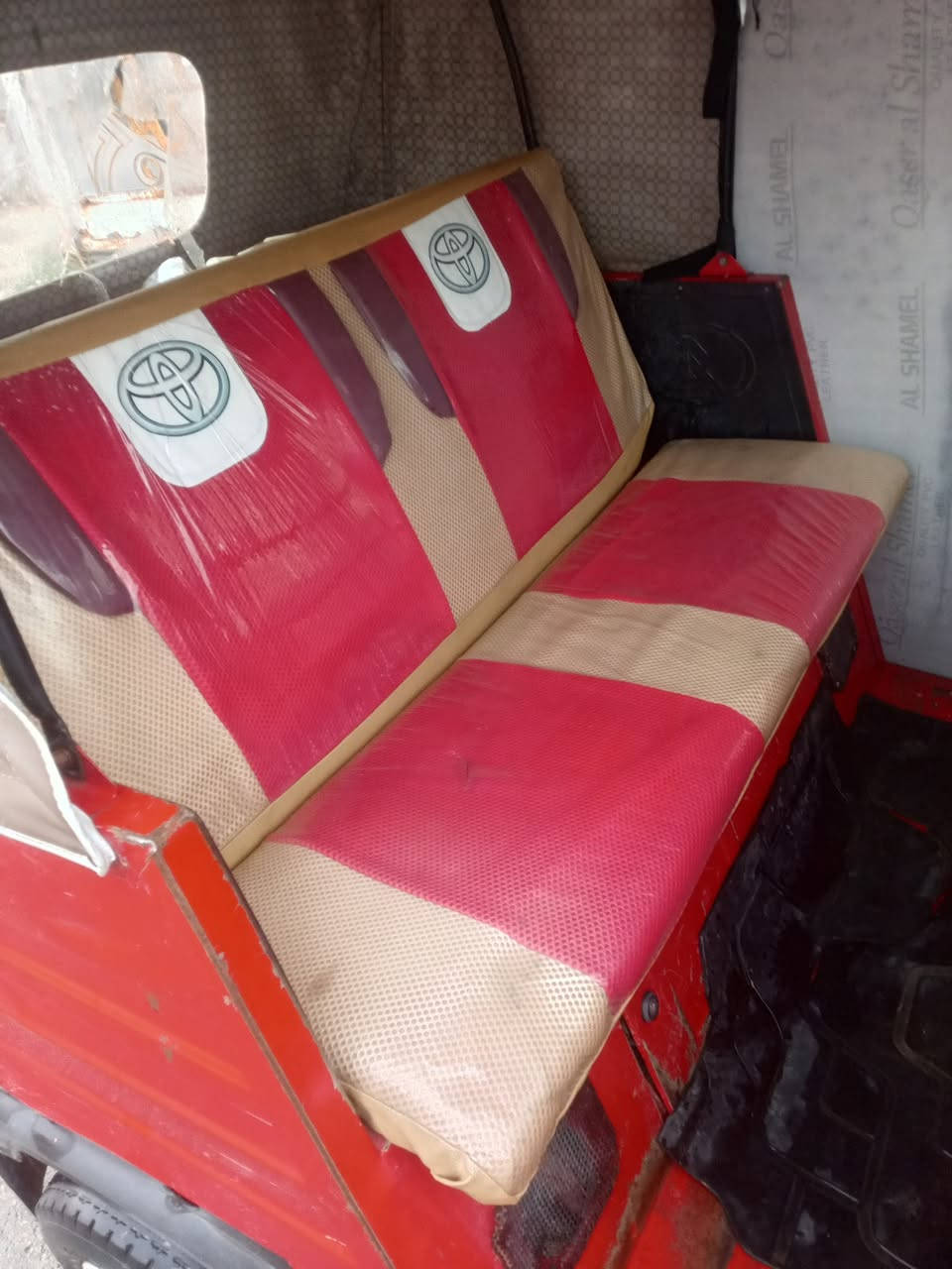 السلام عليكم تكتك أتول البيع موديل ١٩ الوراق كامله اصليه مكينه جديده Tvs جديده التبخير دوشمه جديده تايرات جدد السبير جديد جادر جديد باتري جديد عنوان بغداد الحسينيه مال رشديه السعر مليون 600 بيه مجال حك الجيه الرقم اتصل ***********
