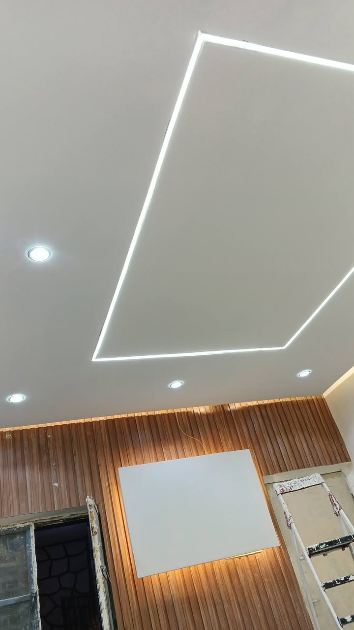 جمل بيتك بلمسة فن تعكس شخصيتك وذوقك بي 🖌️✨
واحنة نكدر نحققلك بيت احلامك الي تتخيلة ✨🌠

وبسعر مناسب  وننطيك كوالتي عالي بالنسبة للسعر 📐🖌️

 كادر الخالدي كل ما يخخص الواجهات والصبغ الداخلي والسحبات  والديكورات وعوازل الاسطح ومعالجه الرطوبة والتصليحات 💯
عروض خاصه  نشتغل متر ونشتغل قطعي💯 
نعمل جميع انواع الترميمات وورق الجدران والديكورات💯 

وواجهات المنازل بكل انواع التطعيمات الفوم والبورسلين والكوبلن واللبخ والطلس مع اعطاء استشارة مجانية وتصميم بالذكاء الاسطناعي بشكل مجاني 💯

ملاحظة * العمل مصحوب بضمان يعني العمل الك حق تعيد العمل كله بشكل مجاني اذا صار اختلاف بالعمل بعد التنفيذ 
*********** ..***********

نماذج من بعض اعمالنة في الصور اسفل المنشور وحياكم الله احبتي  🤍🌹
