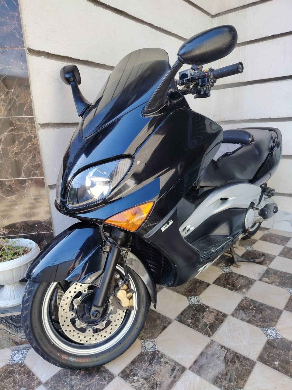 Tmaxكفاله عامه
دراجه حيل معتني بيه مسوي دامه عامه اله يعني تأخذه تترحملي عليه نضافه كدام عينك صالنصه حساس تدفئه يدات سكيورتي دراجه سكان يدات رياضي بلاد كفاله مابيه نقص مامفتوحه بلاديه ترايك شرط 200 /للبيع أو المراوس pcx جيل 3او 4 فرق حتلو كوري او فوزه صفر 10 /سعر خاص مكاني الديوانية


**إذا كنت صاحب هذا الإعلان وتريد حذفه لأي سبب، رجاءا أرسل رسالة إلى الدعم الفني**