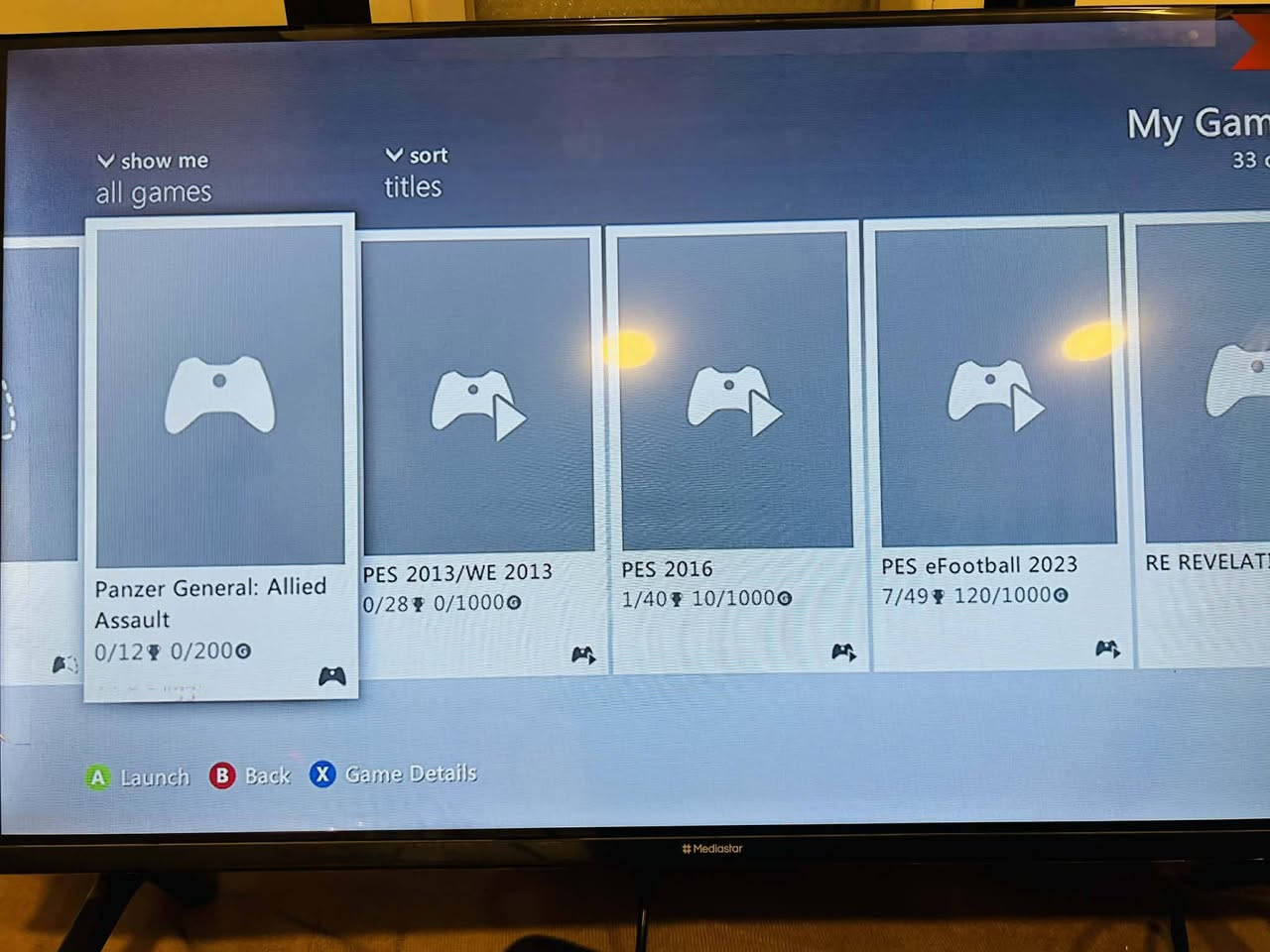 بعد السلام يوجد بلي اكس بوكس للبيع السعر110وبي مجال بي 53لعبه وياه يده وحده بلوتوث قراند مهكره وبيس ومعلق فهد العتيبي والباقي اكتشف بنفسك للتواصل خاص او استفسار ***********
