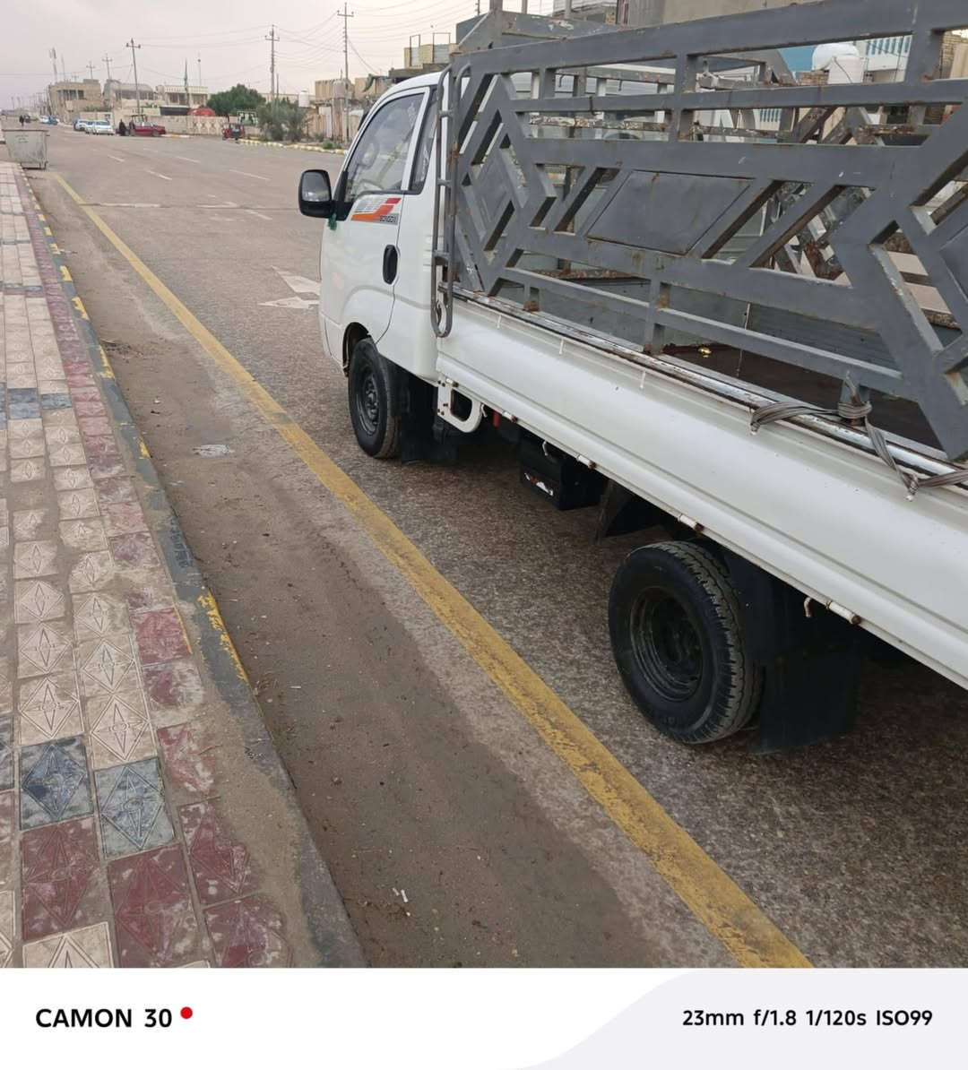 سلام عليكم كيه حمل موديل 15 مكفوله كفاله عامه رقم بصره سنويه 29 محرك 2700  رقم شاصي واضح مكينه لا تنقيص والا تبخير المكان الناصريه سوق الشيوخ السعر 96 وبيهه مجال ***********
