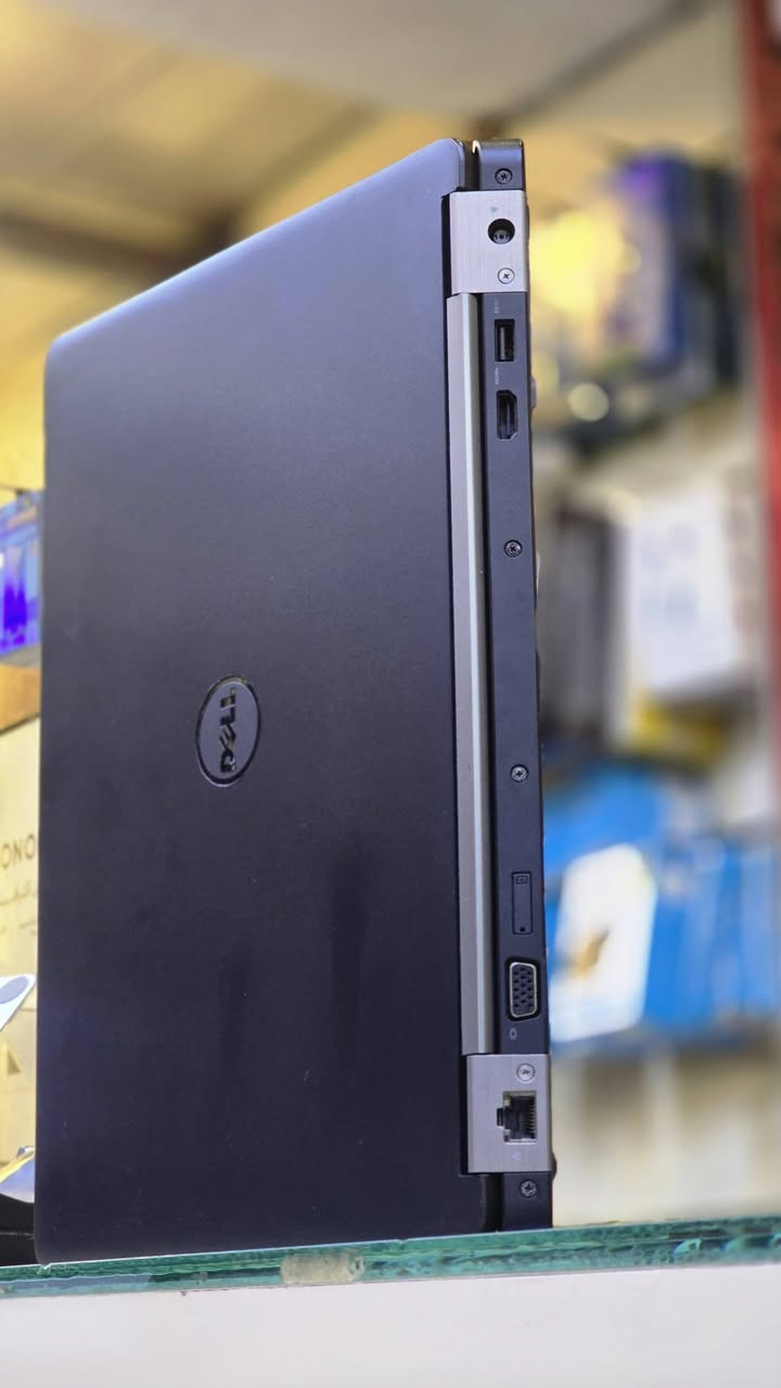 🎉 عرض خاص لدى شركة قصر التقنيات للإلكترونيات ⛔️💻

                      💣☠️🔥210 الف🎉🔥💣☠️

☢️Dell Latitude 5470  💻 موديل لابتوب 
✅Intel i7  6600U 😯 
☢️Generation  6 الجيل السادس   
✅Hard 256 ssd  هارد 😮
☢️Ram 8 ddr4  رام 
✅Screen 14   حجم الشاشة  
Ex AMD Radeon R7 M360 2G
☢️Datashow hdmi +lan internet منافذ 
✅Camera +wifi +Usb ×3

🎁الملحقات
🛑🖱ماوس 
🛑💼 حقيبة 
🛑🔌شاحنة اصلية 

🛑للإستفسار التواصل على  الارقام التالية 
🛑***********-*********** 📲📲
للجملة التواصل على WhatsApp
00971543546030
✅اسعار وخصومات خاصة لمكاتب الجملة 👉👉
✅يتوفر خدمة توصيل لجميع محافظات العراق 
✅العنوان موصل المجموعة الثقافية مقابل متحف الجامعة
