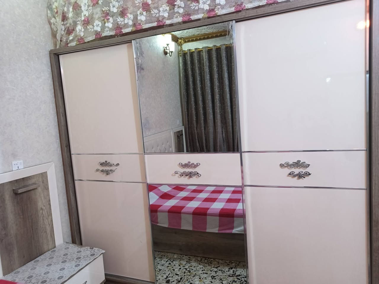 غرفه تركيه بيها أضرار فقط سكككك المجرات وميز مكسور موجود في الصور ب١٥٠وبيها مجال بغداد مدينه الصدر قطاع ٦٧


**إذا كنت صاحب هذا الإعلان وتريد حذفه لأي سبب، رجاءا أرسل رسالة إلى الدعم الفني**