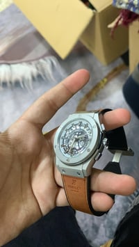 ساعة • شغّالة ١٠٠% • شامل توصيل