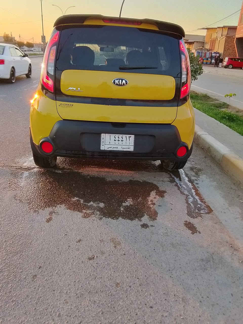 كيه صول جديد موديل 2015
امريكيه قطعتين تبديل بيه فقط سونار مرافق ويه صوره 
مكينه 2000
السعر 95بيه مجال الاستفسار اتصل على الرقم التالي ***********
***********
حله
