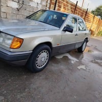 للبيع بغداد بااسمي 1986 محدث 91 مكانها بغداد السعر 48 بيها مجال بسيط 0...