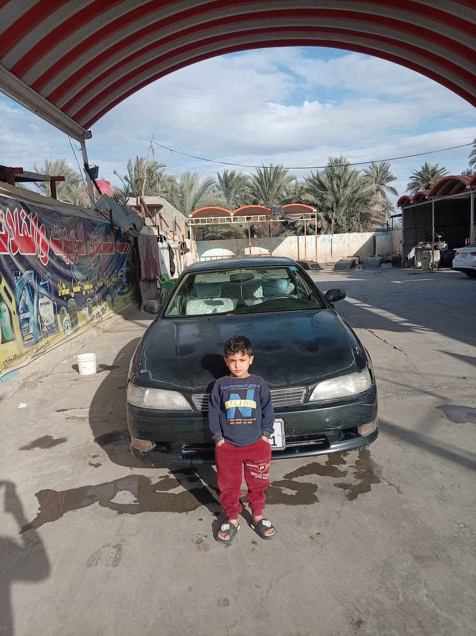 سلام عليكم مارك للبيع السياره مكفوله من الكص والظربه القويه السياره ابلاديه مامصبوغه مكينه ونجي لاتنقيص ولاتبخير حداديه تبريد خير من الله رقمه صلاح الدين دولي صارله عشرين يوم من اداورت مكان السياره الديوانيه قظاء الشاميه  45 اوبيه مجال ***********
