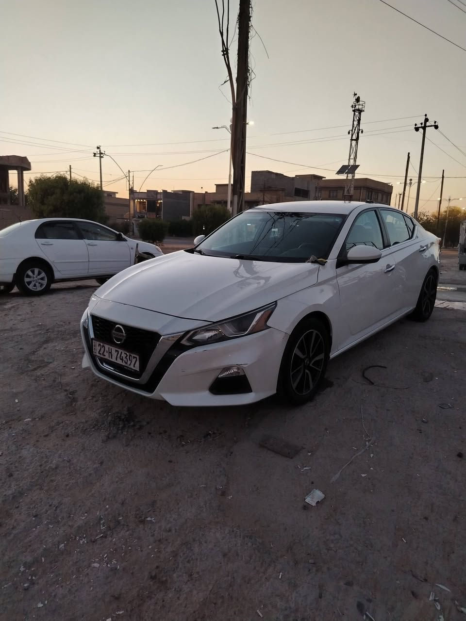 السلام عليكم نيسان التيما موديل 2020 وارد أمريكي تو ويل s  معروفة مواصفات الاس رقم أربيل باسمي تحويل مباشر ما اسوي وكاله السونار مرفق ويا الصور  بيه ربع بنيد وجاملغ سكن حادث أمريكا وبيها بابين والدوسة بالعراق بدون دواخل ماشيه 91 الف كم قابل للزيادة السعر 130وبيها مجال بسيط مكان السيارة الفلوجه***********
